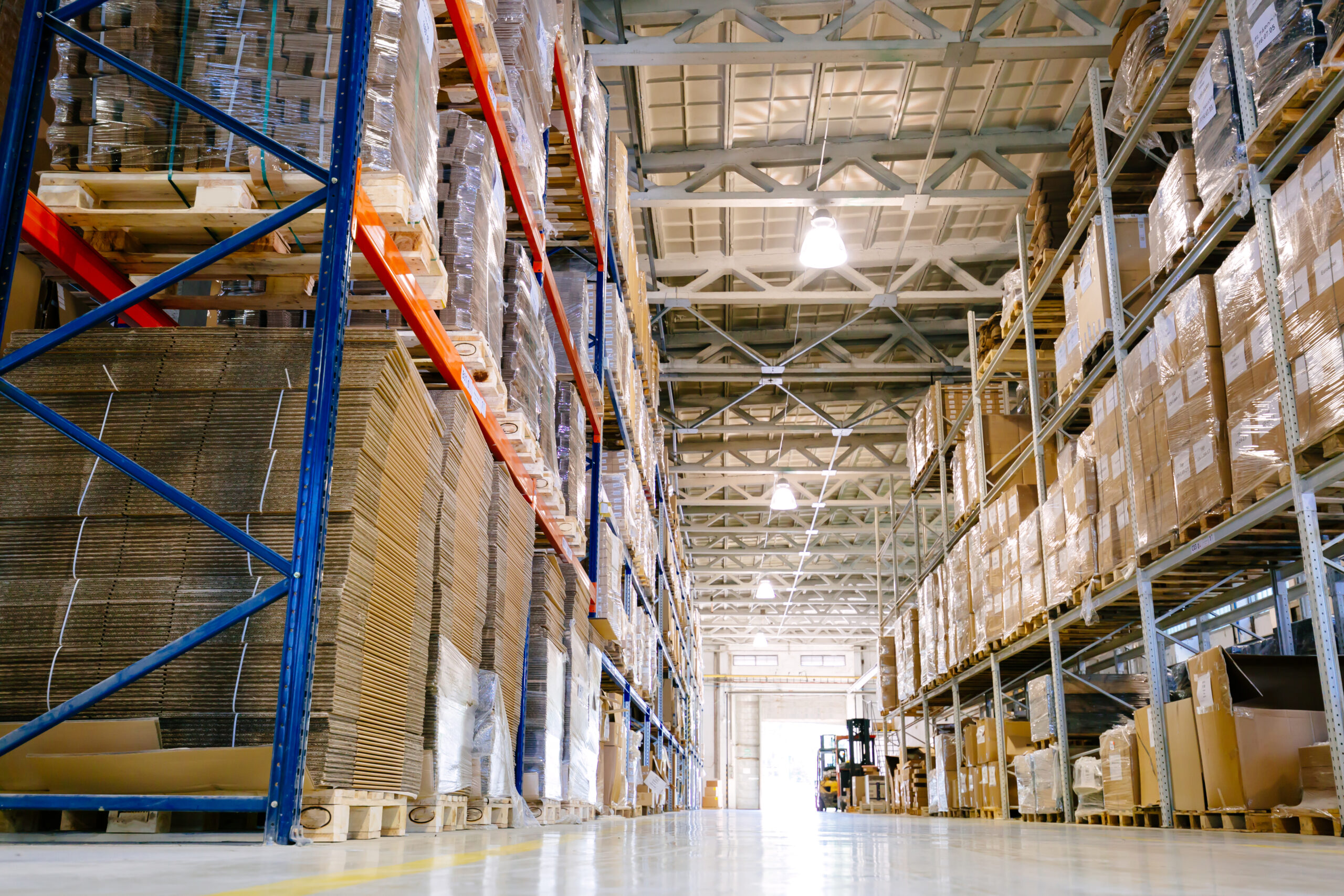 Almacenes de depósito - Almadela